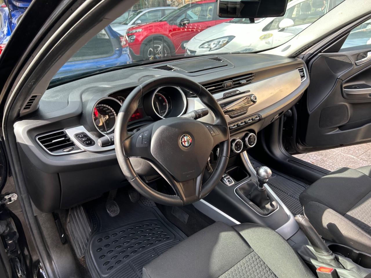 Alfa Romeo Giulietta 1.6 JTDm-2 105 CV Distinctive
