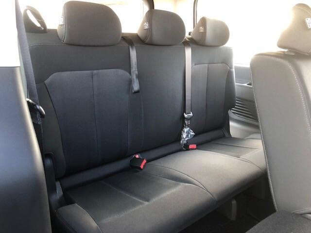 Hyundai Staria 1.6 HEV AT 2WD 9 posti Wagon