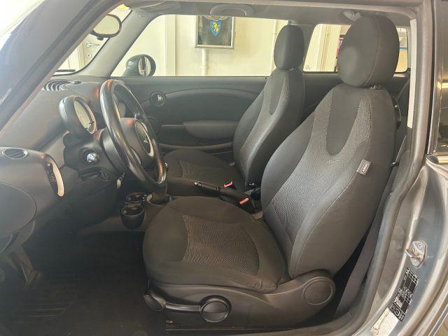 MINI One 1.4 16V One (55kW)