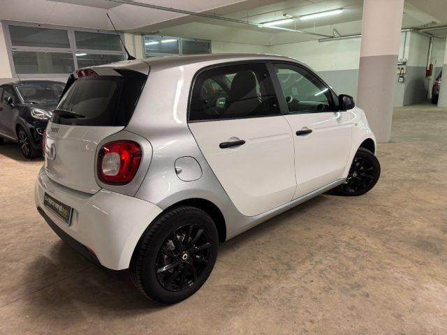 SMART ForFour 70 1.0 twinamic Supertech