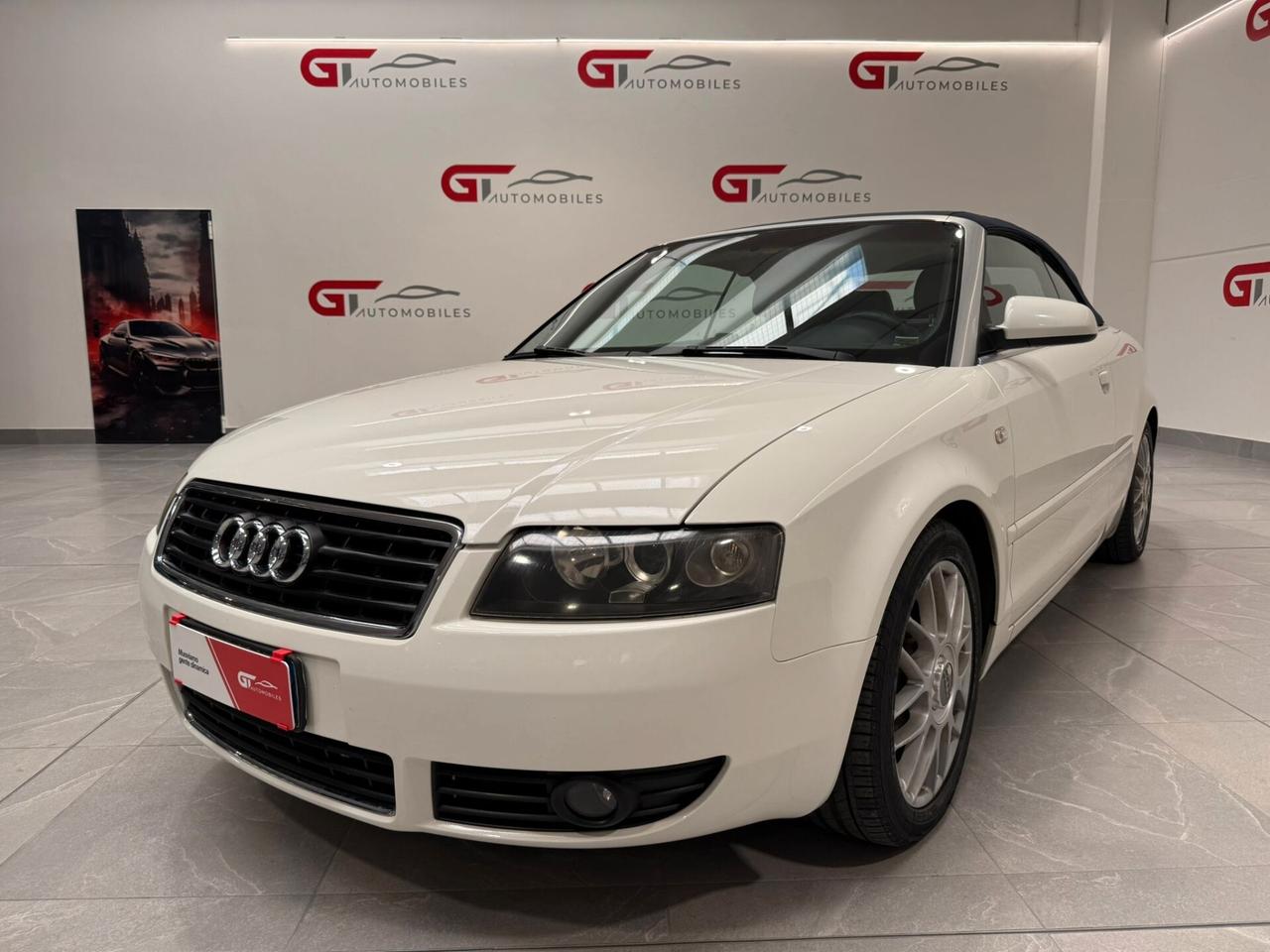 Audi A4 Cabriolet 2.5 V6 TDI 163 CV
