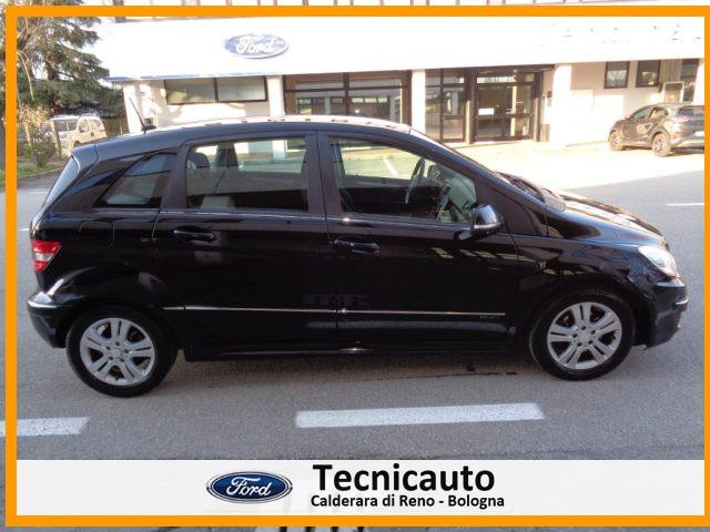 MERCEDES-BENZ B 180 CDI Executive