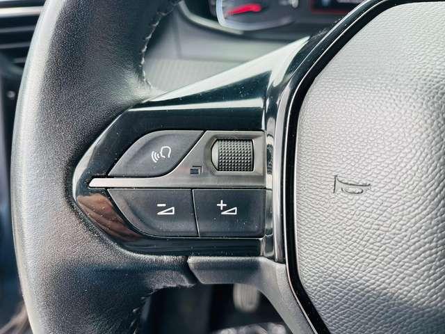 Peugeot 208 1.5 bluehdi Allure Navi Pack*SUPER PROMO*