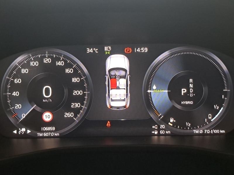 VOLVO XC40 T5 Plug-in Hybrid auto Recharge Inscription Expression