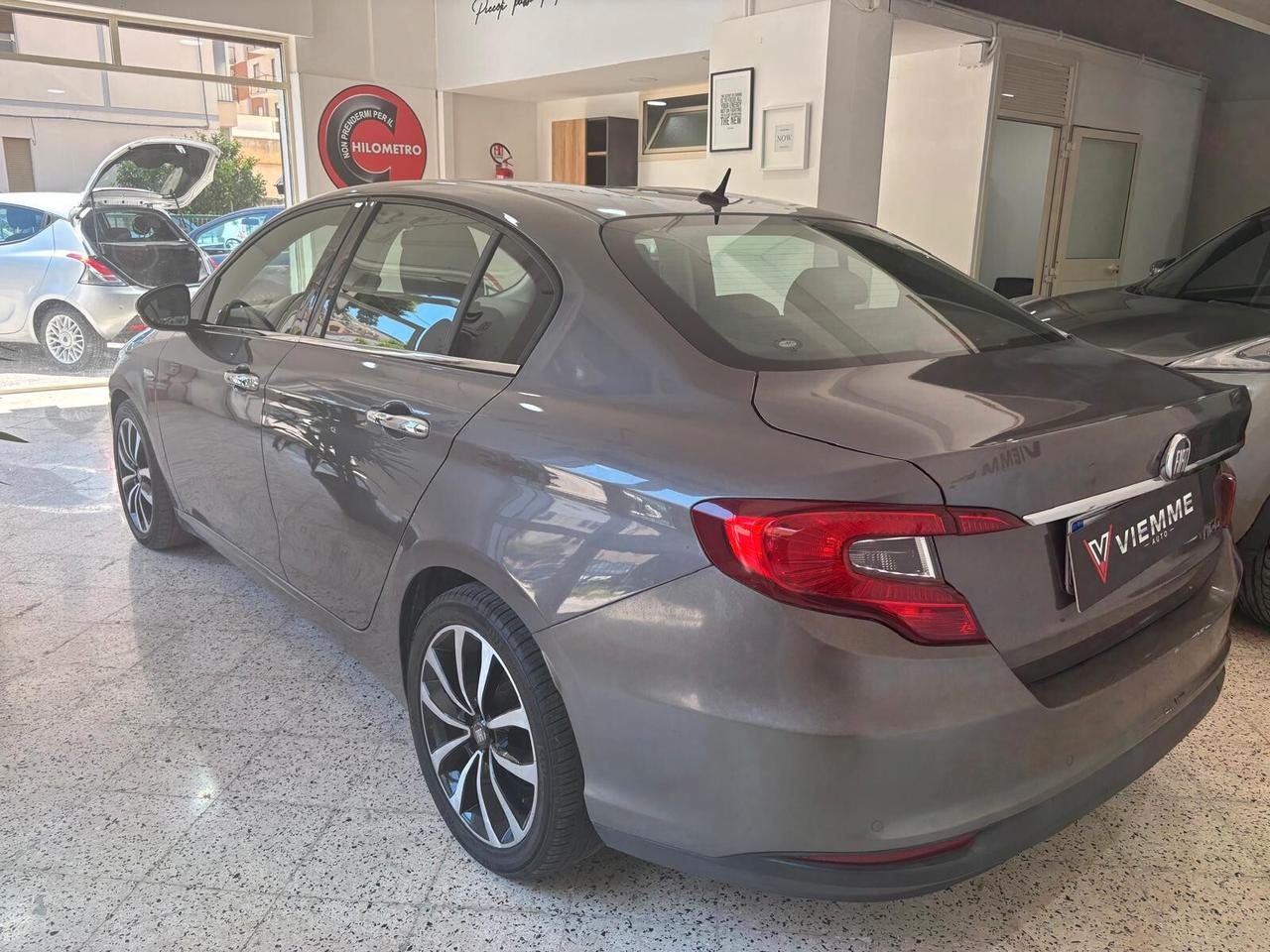 Fiat Tipo 1.6 Mjt S&S SW Lounge