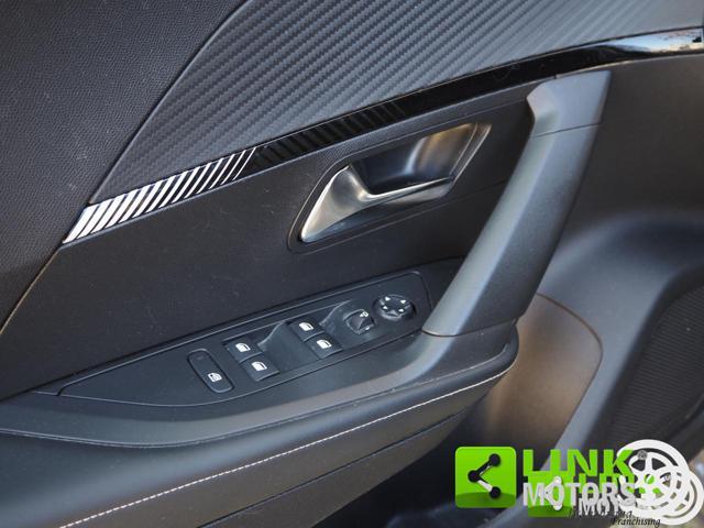 PEUGEOT 2008 1.5 HDI ALLURE EAT8