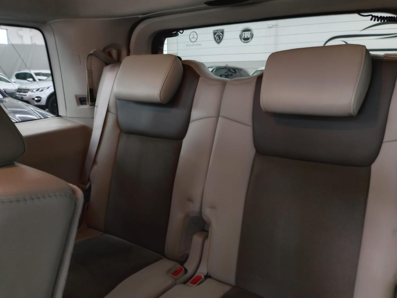 Jeep Commander 3.0 CRD DPF Overland