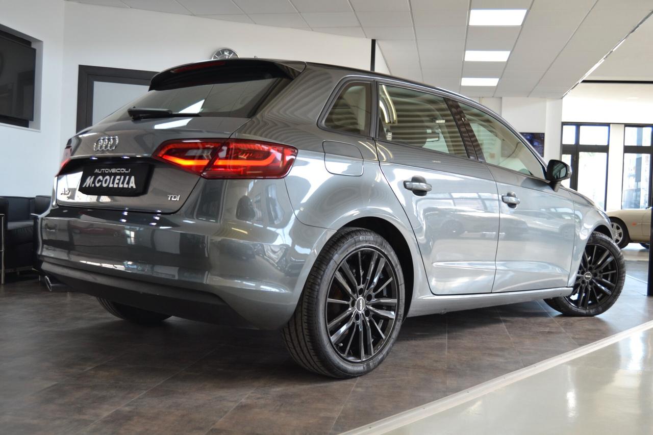 Audi A3 SPB 1.6 TDI S Tronic Sport Navi/Xenon/C.Auto