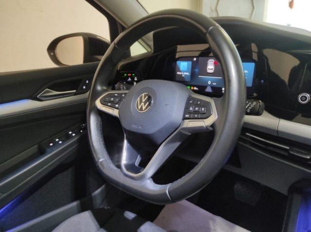 VOLKSWAGEN Golf 1.0 eTSI EVO DSG Life