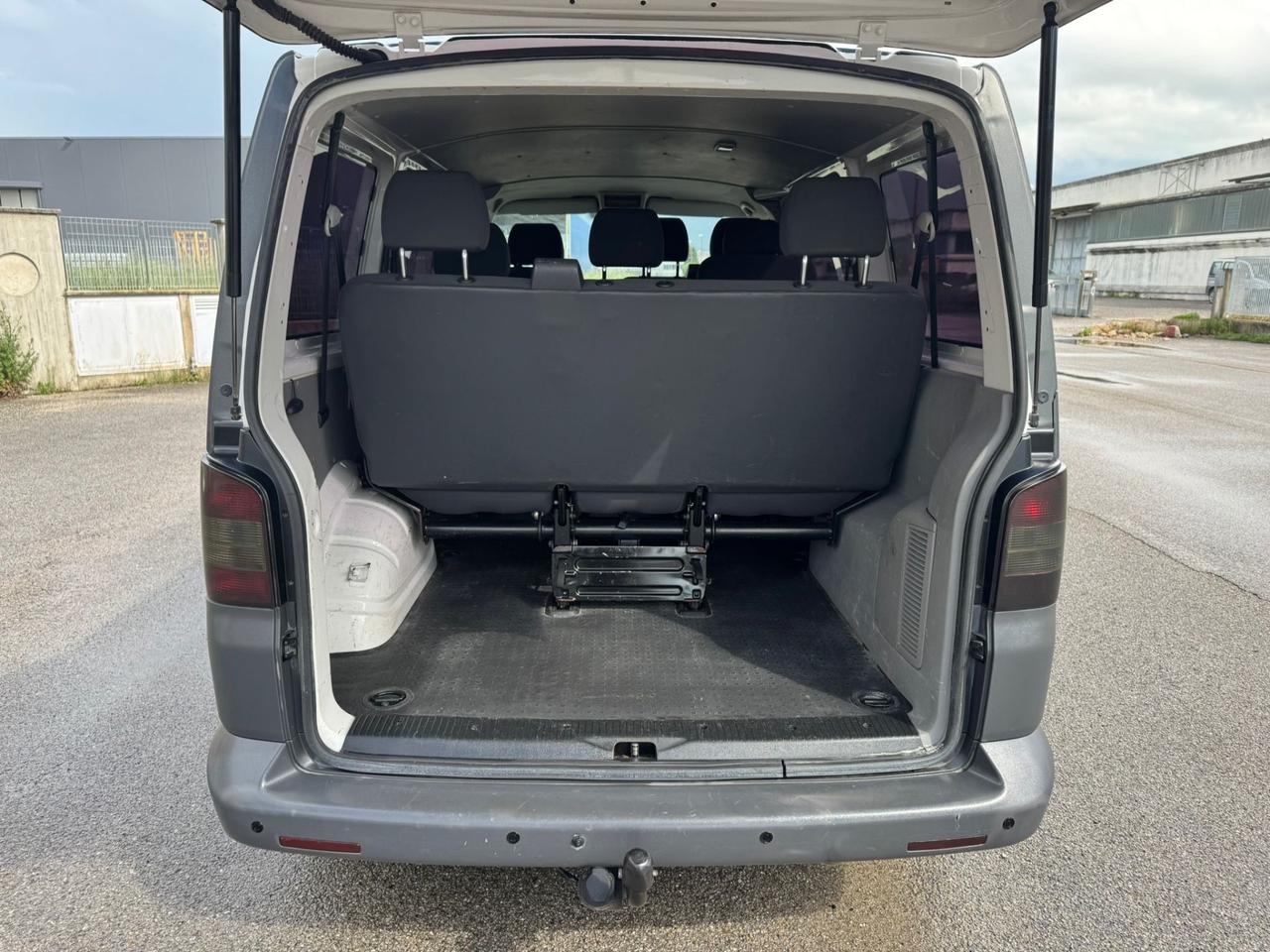 Volkswagen Transporter 2.0 Diesel 9 POSTI