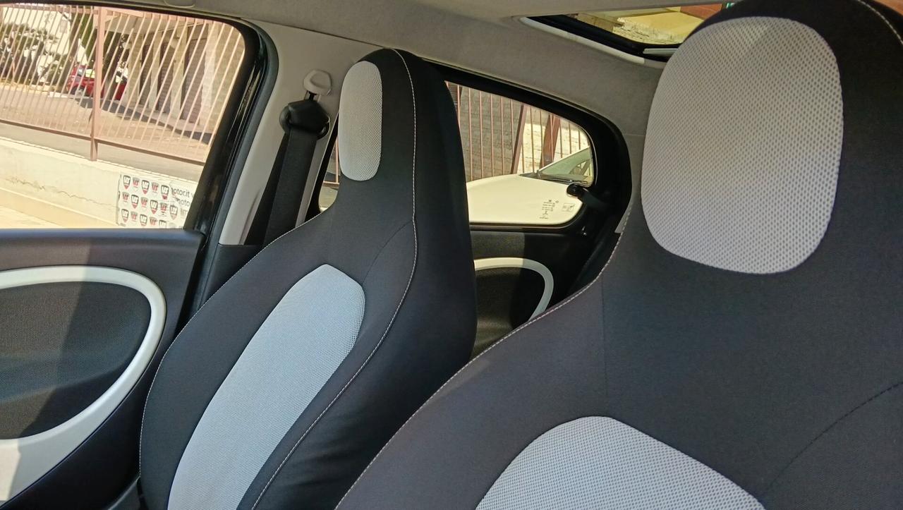 SMART FORFOUR 1.0 BENZ-TETTO-PREZZO PROMO!
