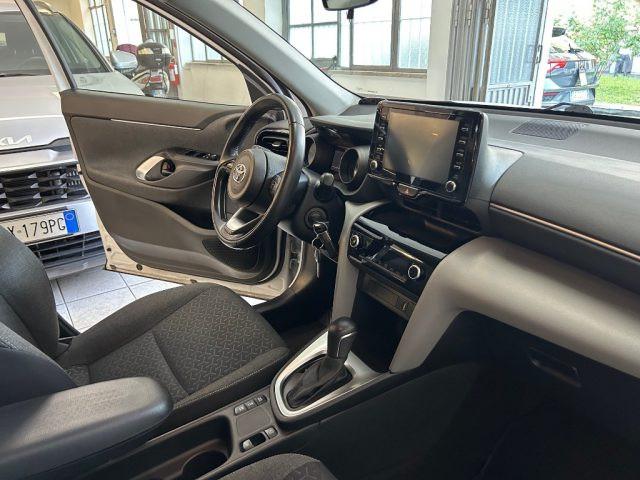 TOYOTA Yaris Cross 1.5 Hybrid 5p. E-CVT Business
