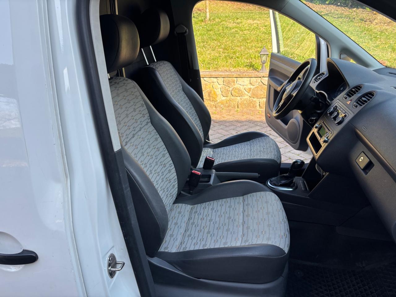 Volkswagen Caddy 1.6 TDI 102 CV DSG 4p. Van 88.000 Km