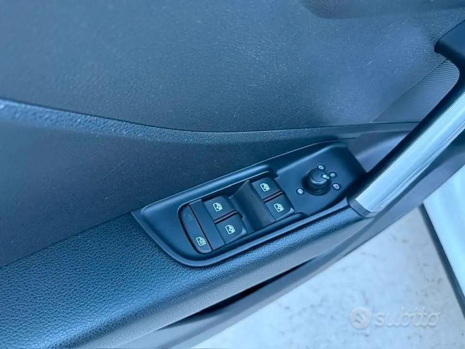 Audi Q2 1.6 TDI 116CV -Cambio AUTOMATICO-