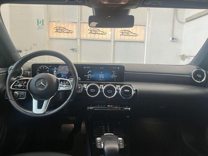 Mercedes-Benz Classe A A 180 d Sport tua da 269,00 al mese