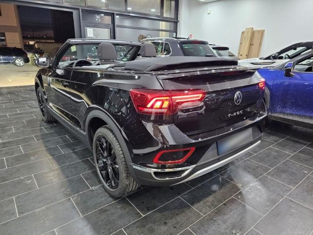 Volkswagen T-Roc 150 cv, C.18", Black Style Pack, Videocamera "Rear View", Supporto lombare, Navigatore "Discover Media", Frangivento, Fari Led Perfomance, Cruise Control Adattivo, Volante con Paddle