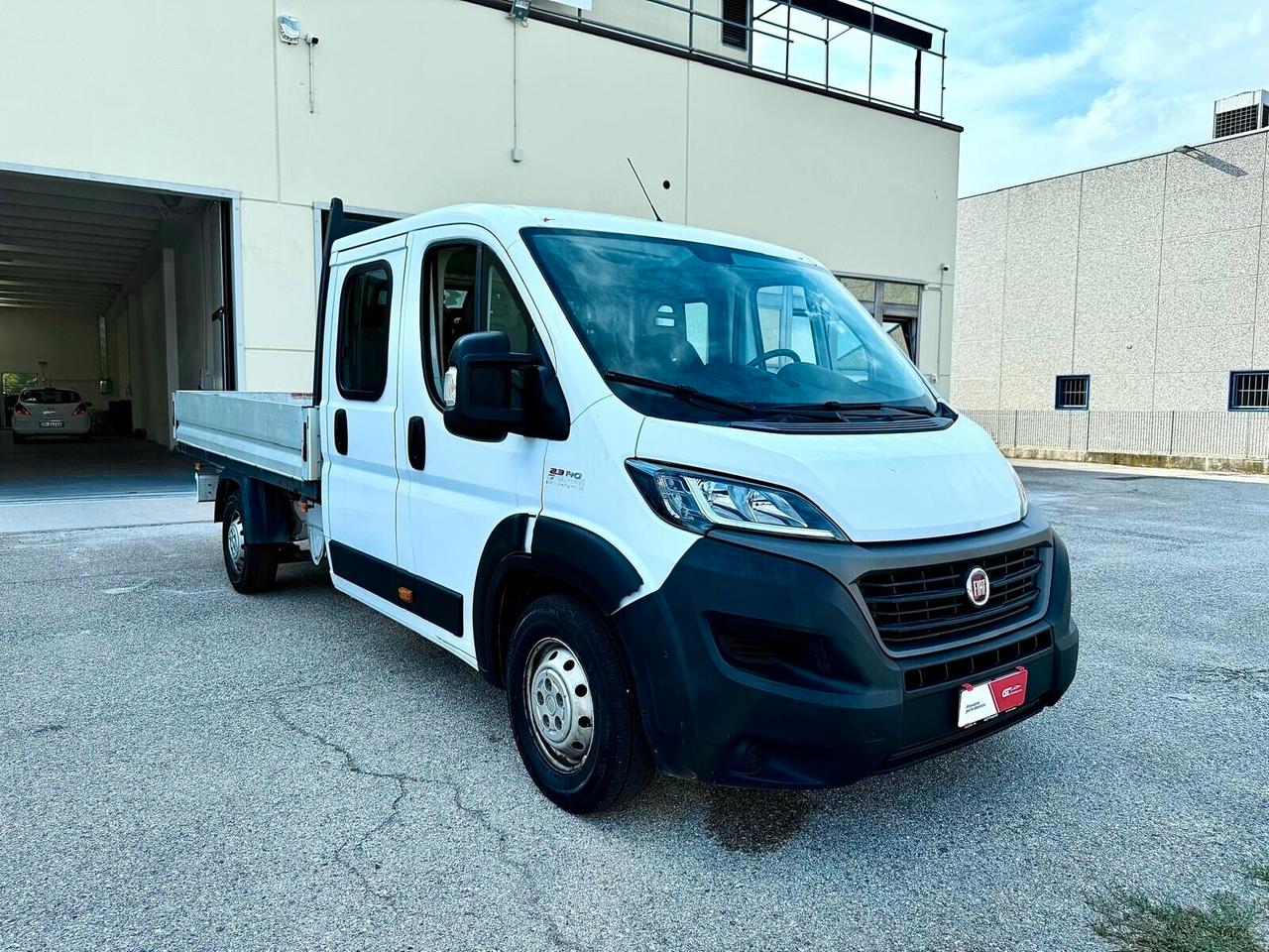 Fiat Ducato 35 2.3 MJT 140CV PLM-SL-DC Cabinato Maxi 7 POSTI