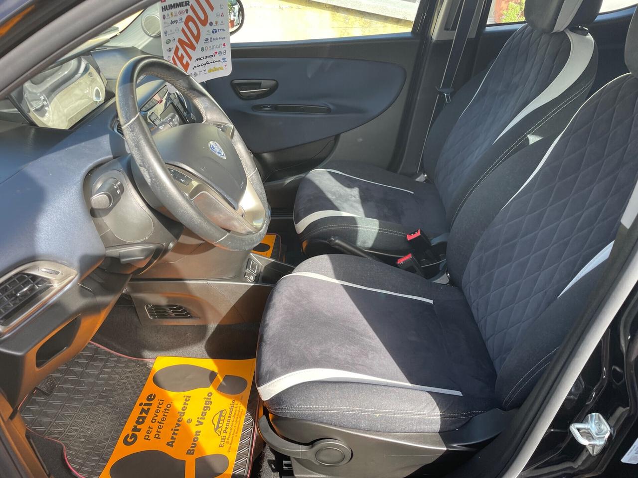 LANCIA YPSILON 1.2 BENZINA 69 (CV) 2017