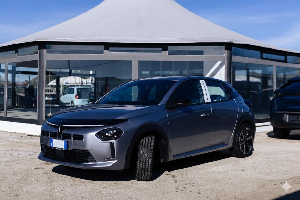 LANCIA YPSILON 1.2 HYBRID e-DCT – EDIZIONE LIMITATA CASSINA