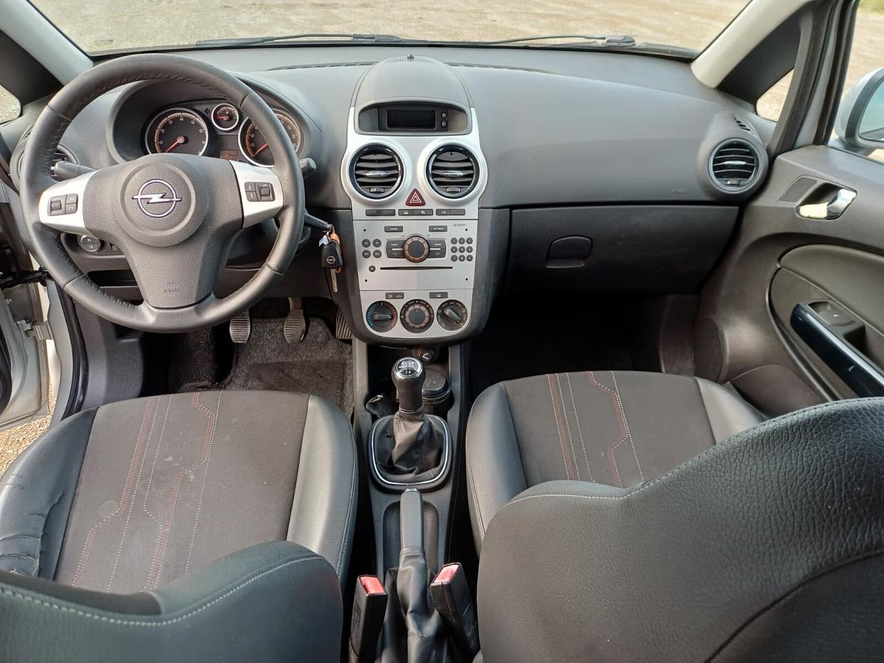 Opel Corsa 1.2 85CV 5 porte GPL-TECH Edition