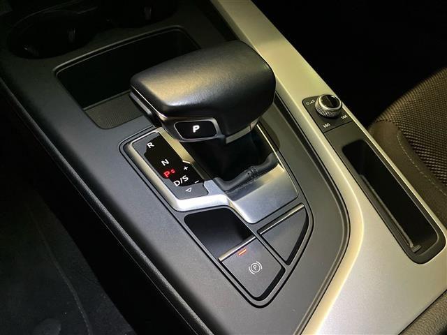 AUDI A4 Avant 30 2.0 TDI mHEV 136cv Business Advanced S