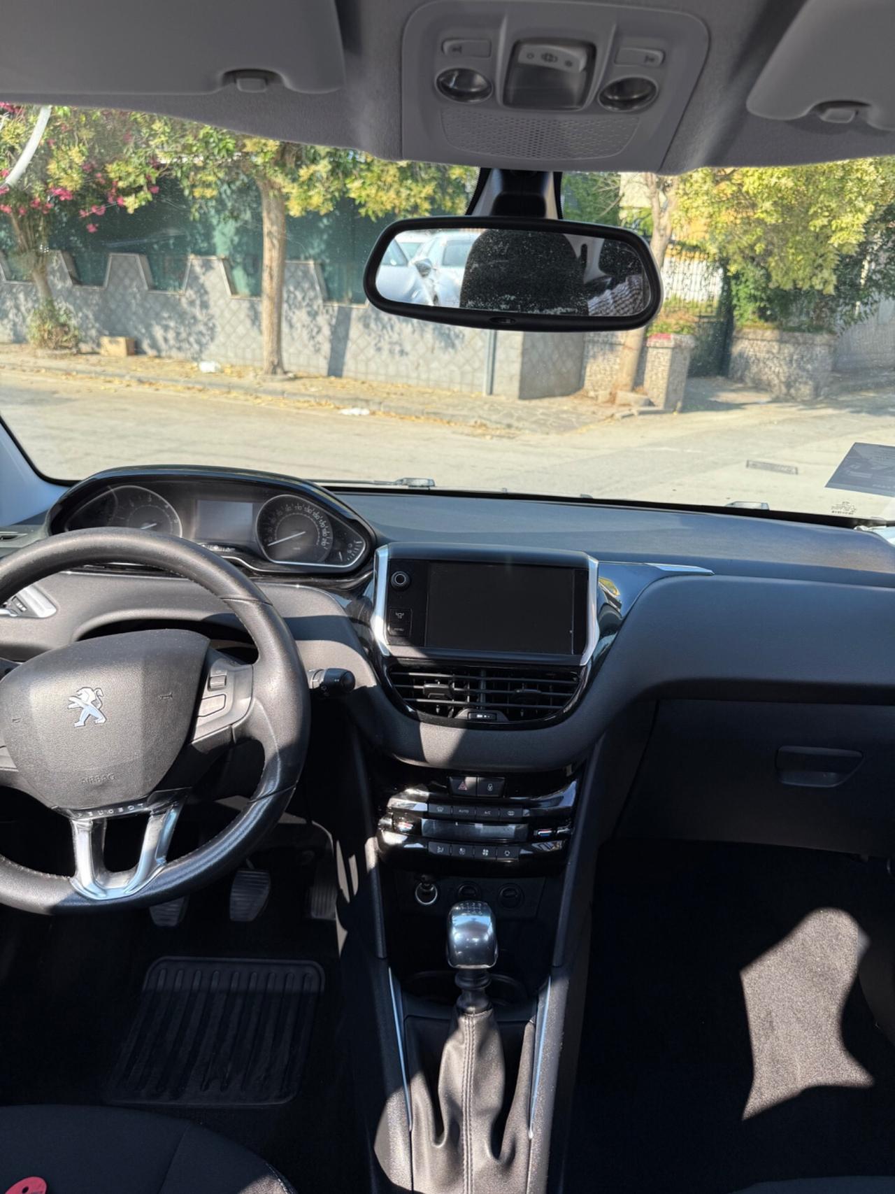 Peugeot 208 1.6 e-HDi 115 CV Stop&Start 5 porte Allure