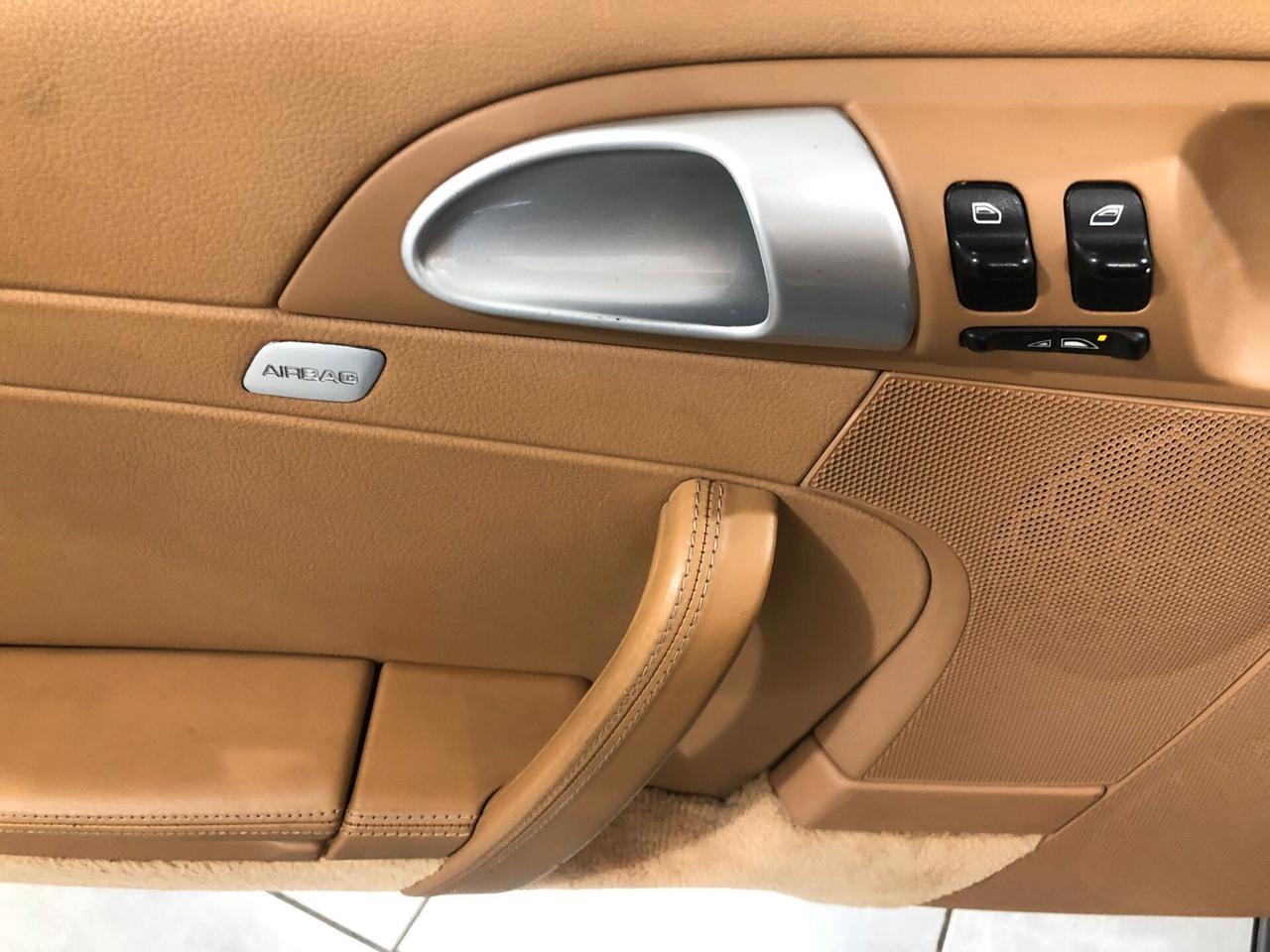 Porsche 911 Carrera 4S Cabriolet