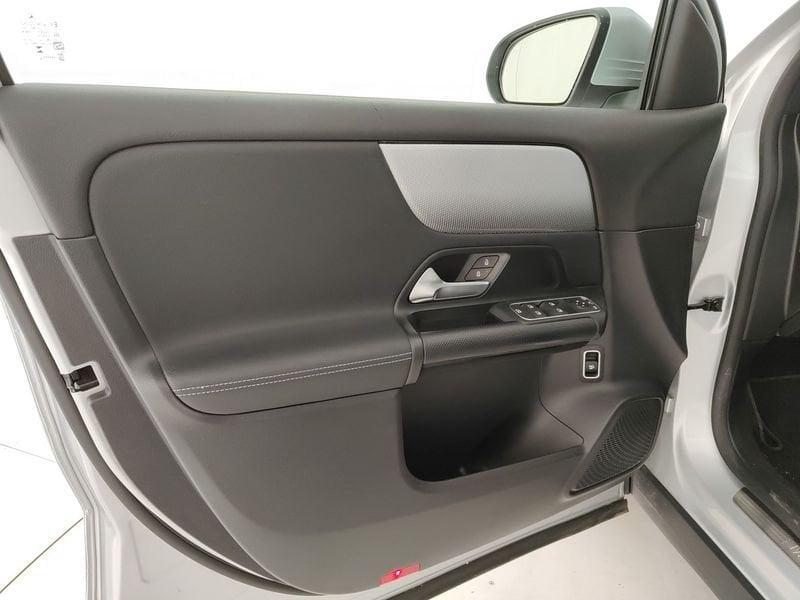 Mercedes-Benz GLA GLA 180 d Automatic Sport