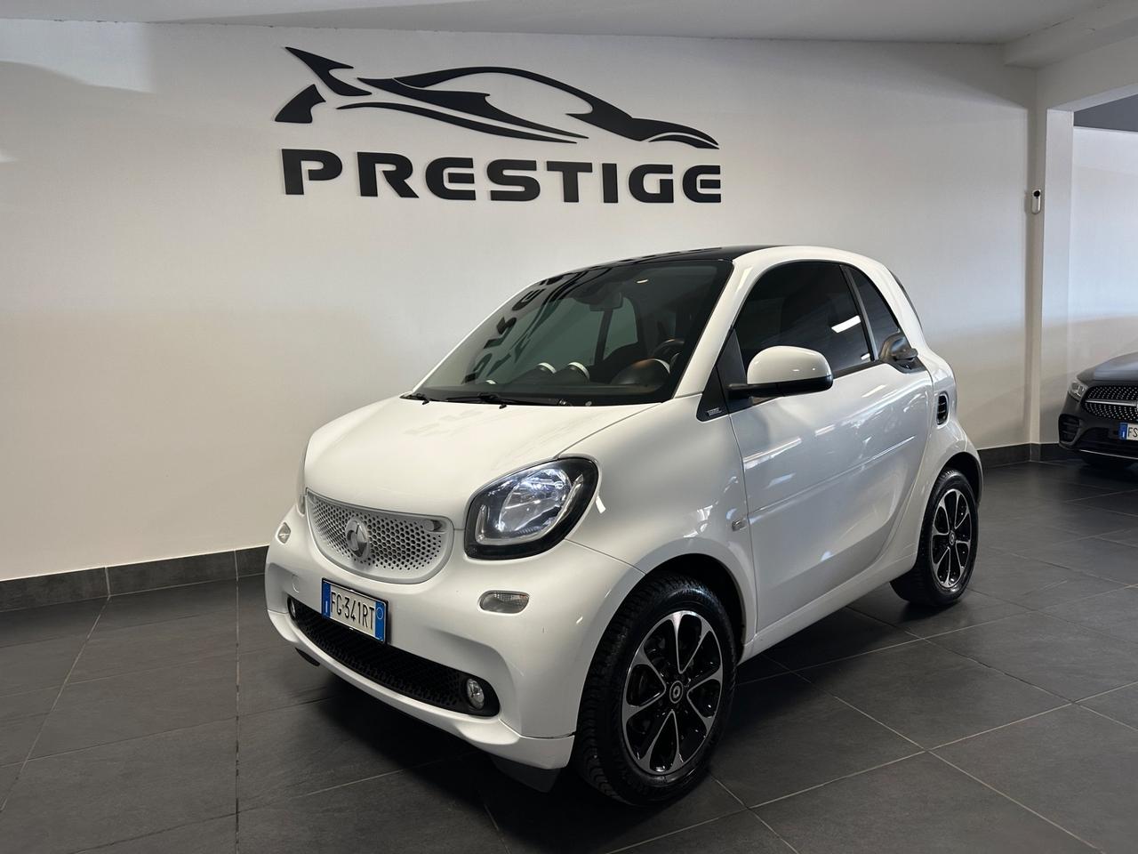 SMART FORTWO 1.0 PASSION 71CV AUTOMATICA TOTAL WHITE
