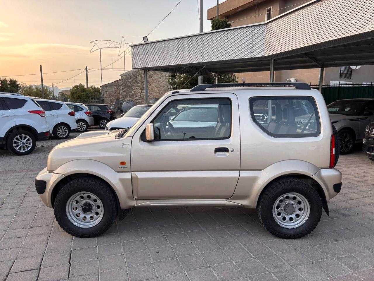 SUZUKI JIMNY