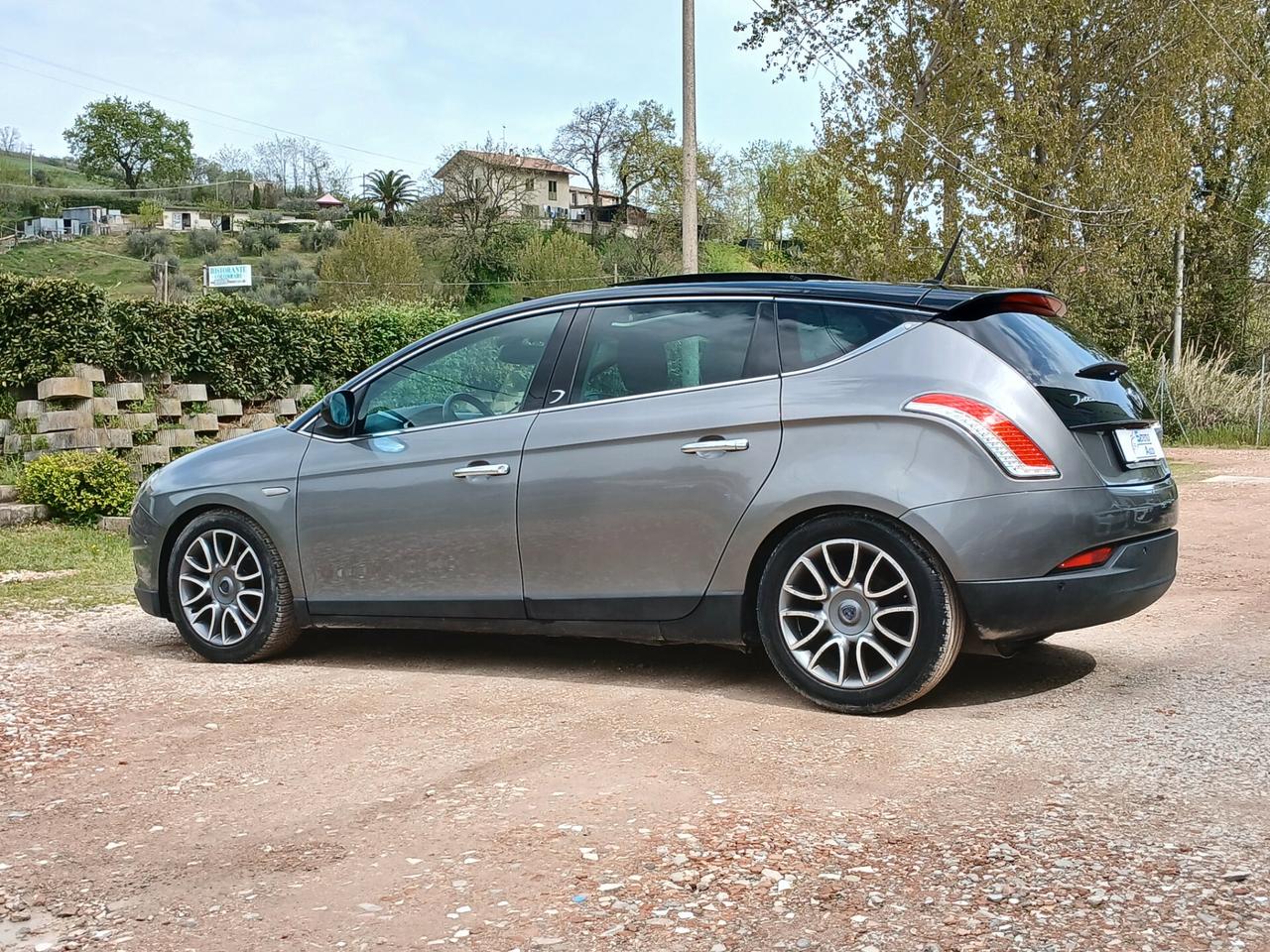 Lancia Delta 2.0 MJT DPF Oro