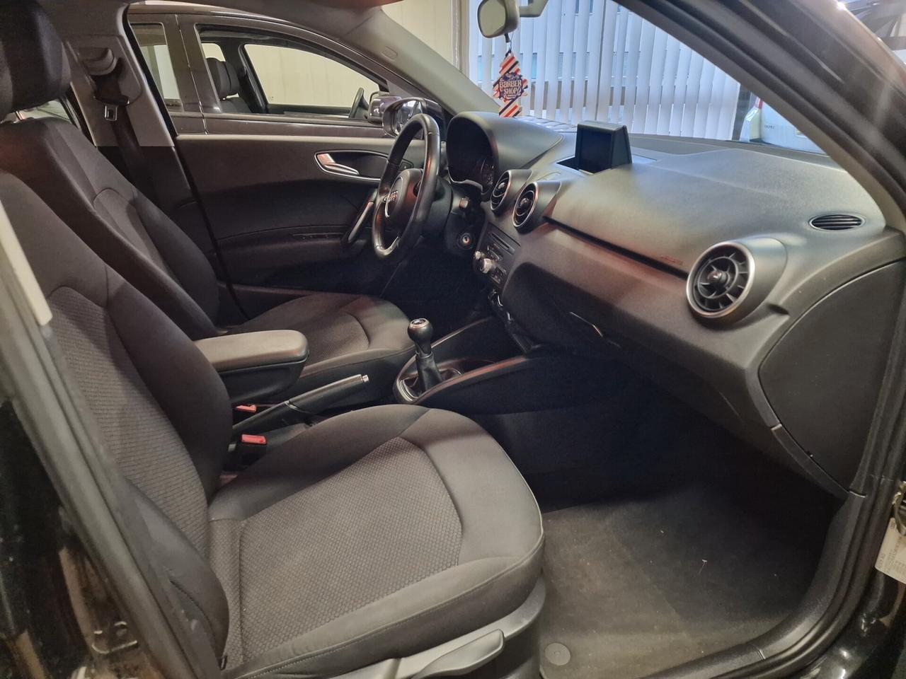 Audi A1 1.6 TDI S line edition plus, 161 mila chilometri