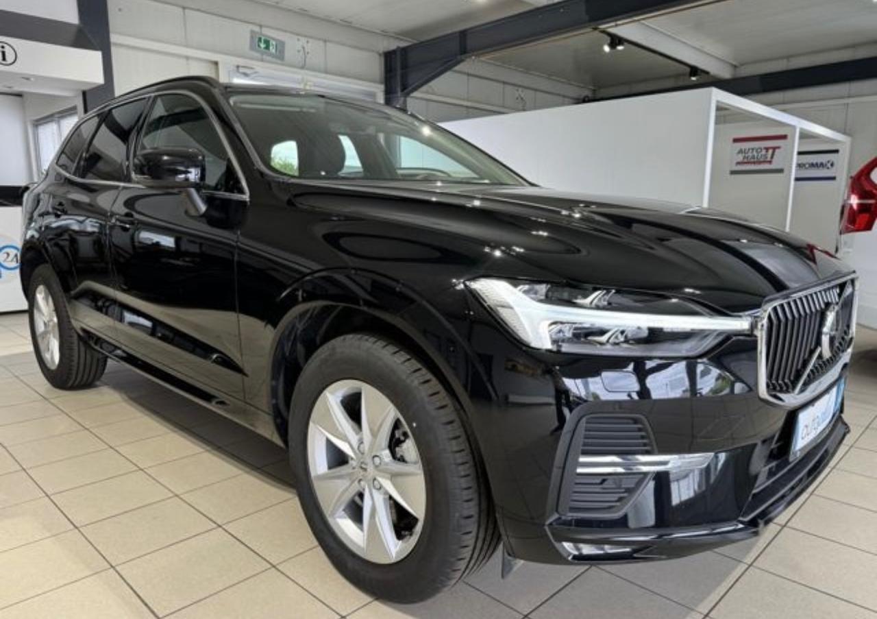 Volvo XC 60 B4 (d) automatico Business