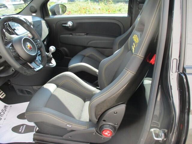 Abarth 695 1.4 Turbo T-Jet 180 CV