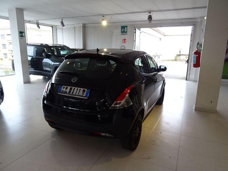 Lancia Ypsilon Ypsilon 1.2 69 CV 5 porte Elefantino Blu