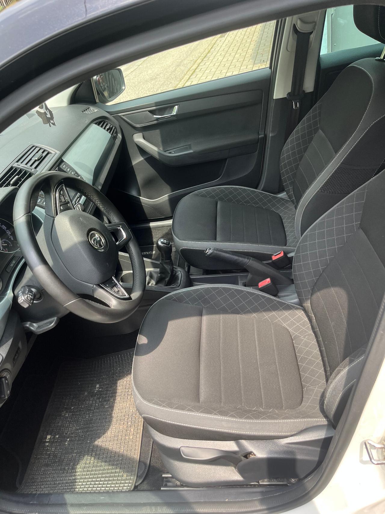 SKODA FABIA 1.0 MPI TWIN COLOR NERO - ANCHE PER NEOPATENTATI - KM 76.569