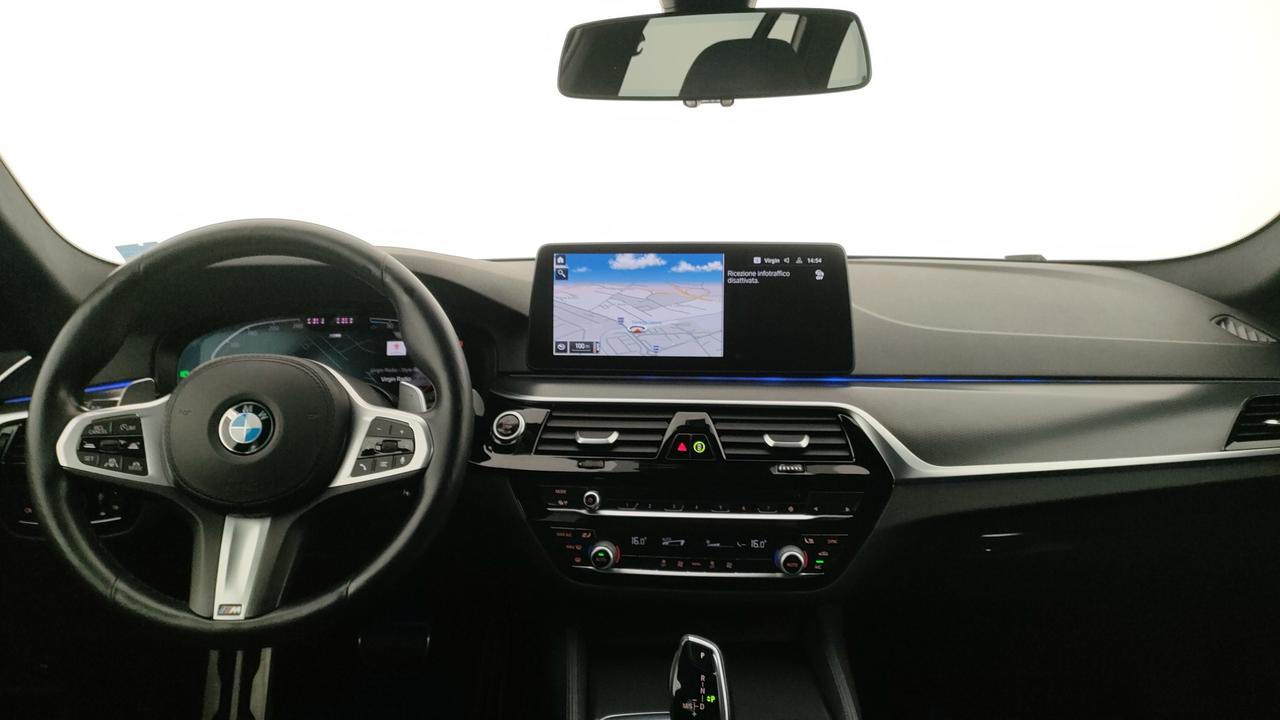 BMW 520d Touring mhev 48V Msport auto