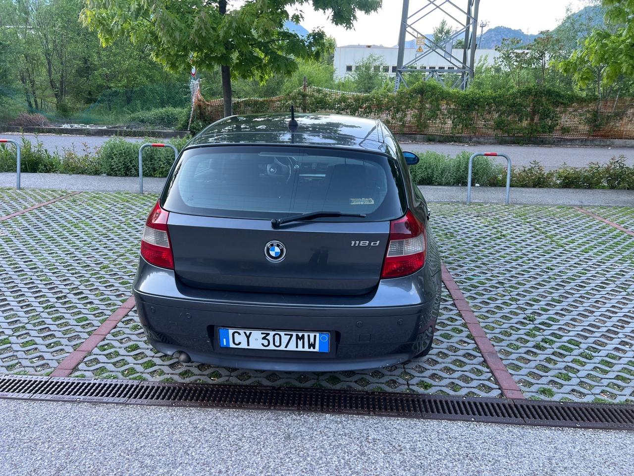 Bmw 118 118d cat 5 porte Attiva