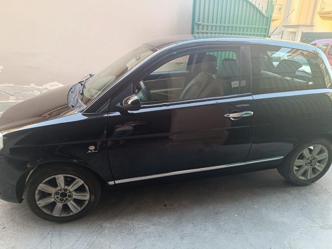 Lancia Ypsilon 1.4 Platino Ecochic GPL