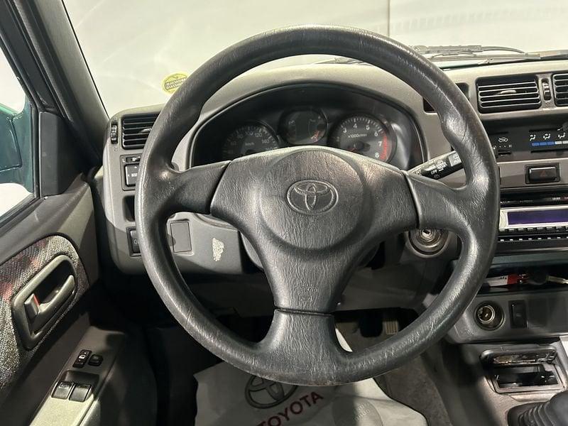 Toyota RAV4 2.0i 16V cat 3 porte Fun 4x4 + CERCHI IN LEGA + AUTORADIO