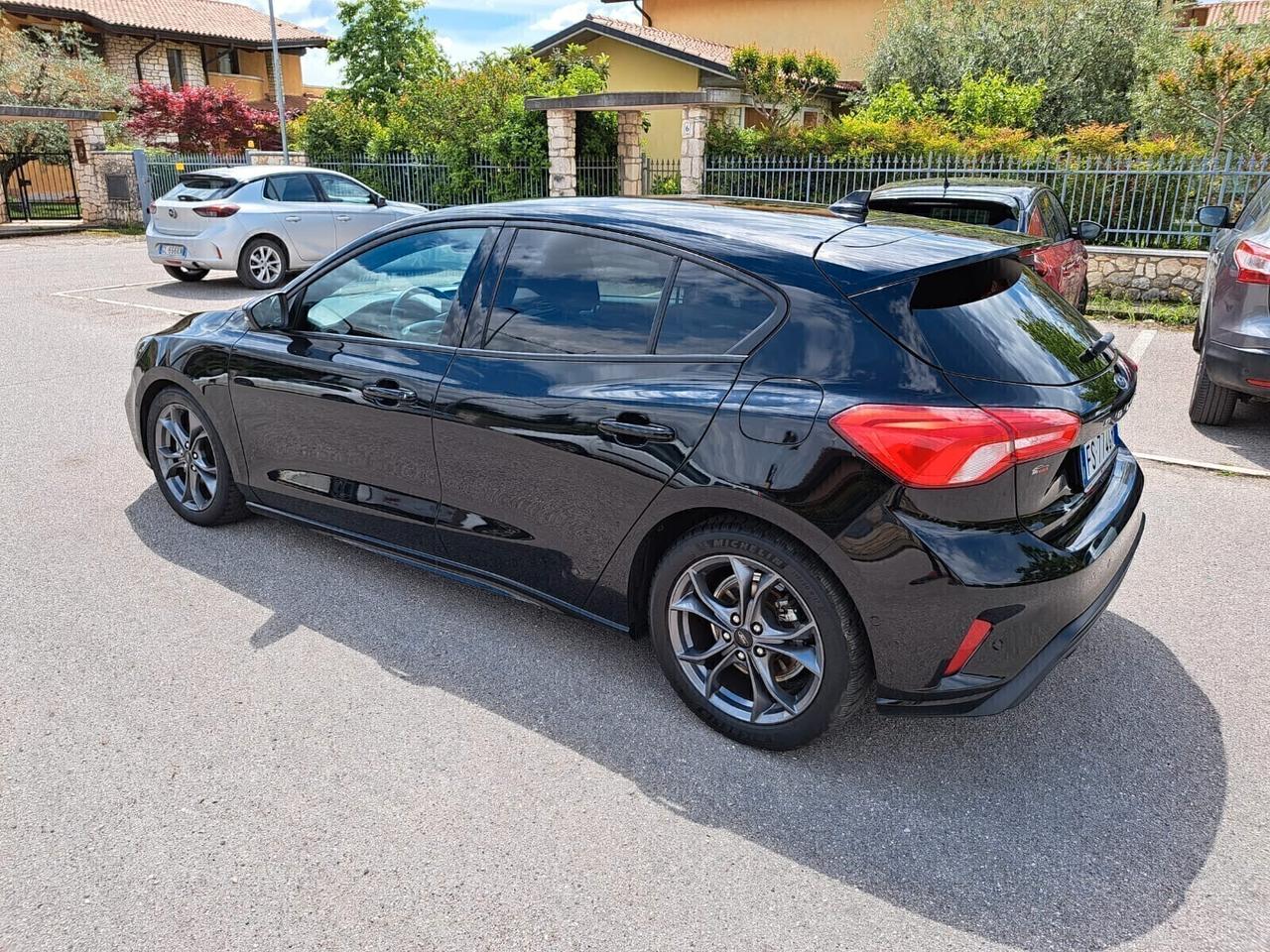 Ford Focus berlina 1.5 TDCi 120 CV Start&Stop Powershift ST Line