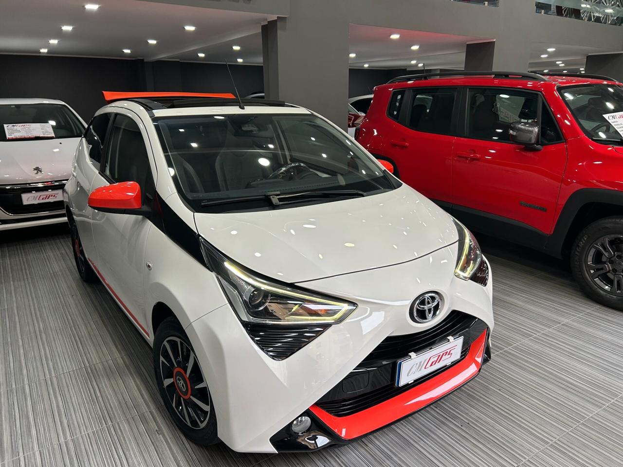 Toyota Aygo Cabrio 1.0 72cv 5p Orange FULL
