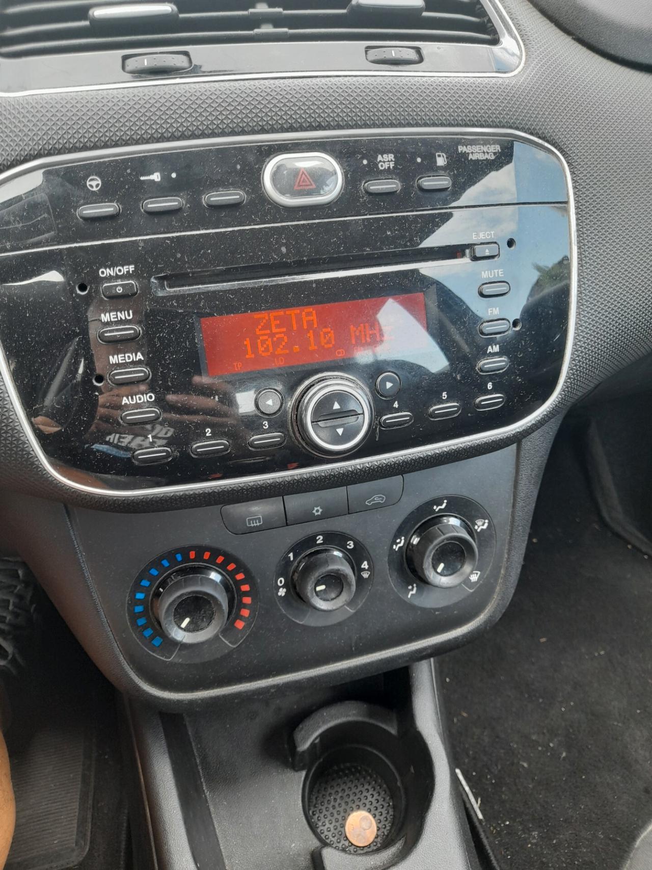 Fiat Punto 1.4 8V 5 porte Natural Power Street
