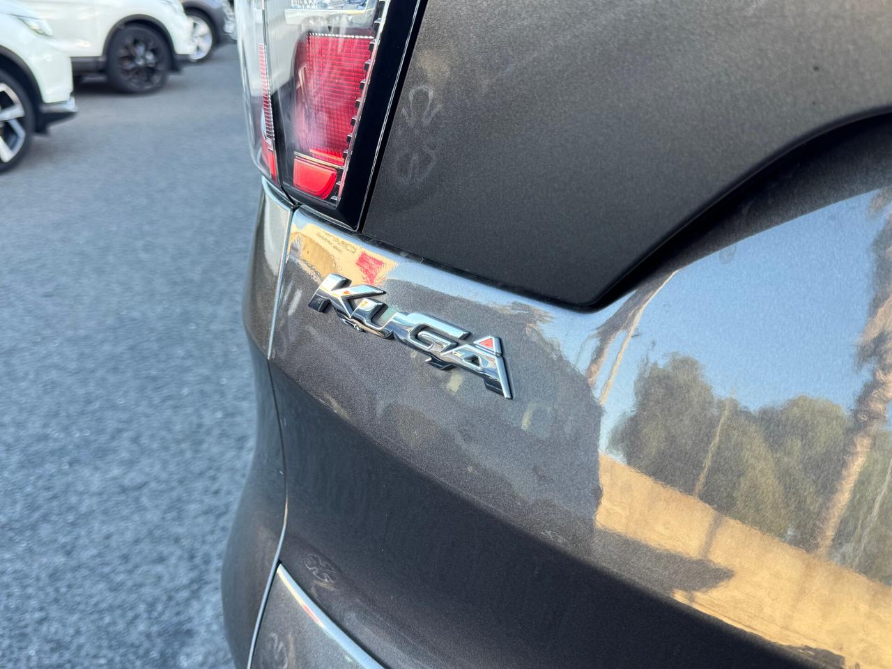 Ford Kuga 1.5 TDCI 120CV S&S 2WD Powershift ST-Line Business