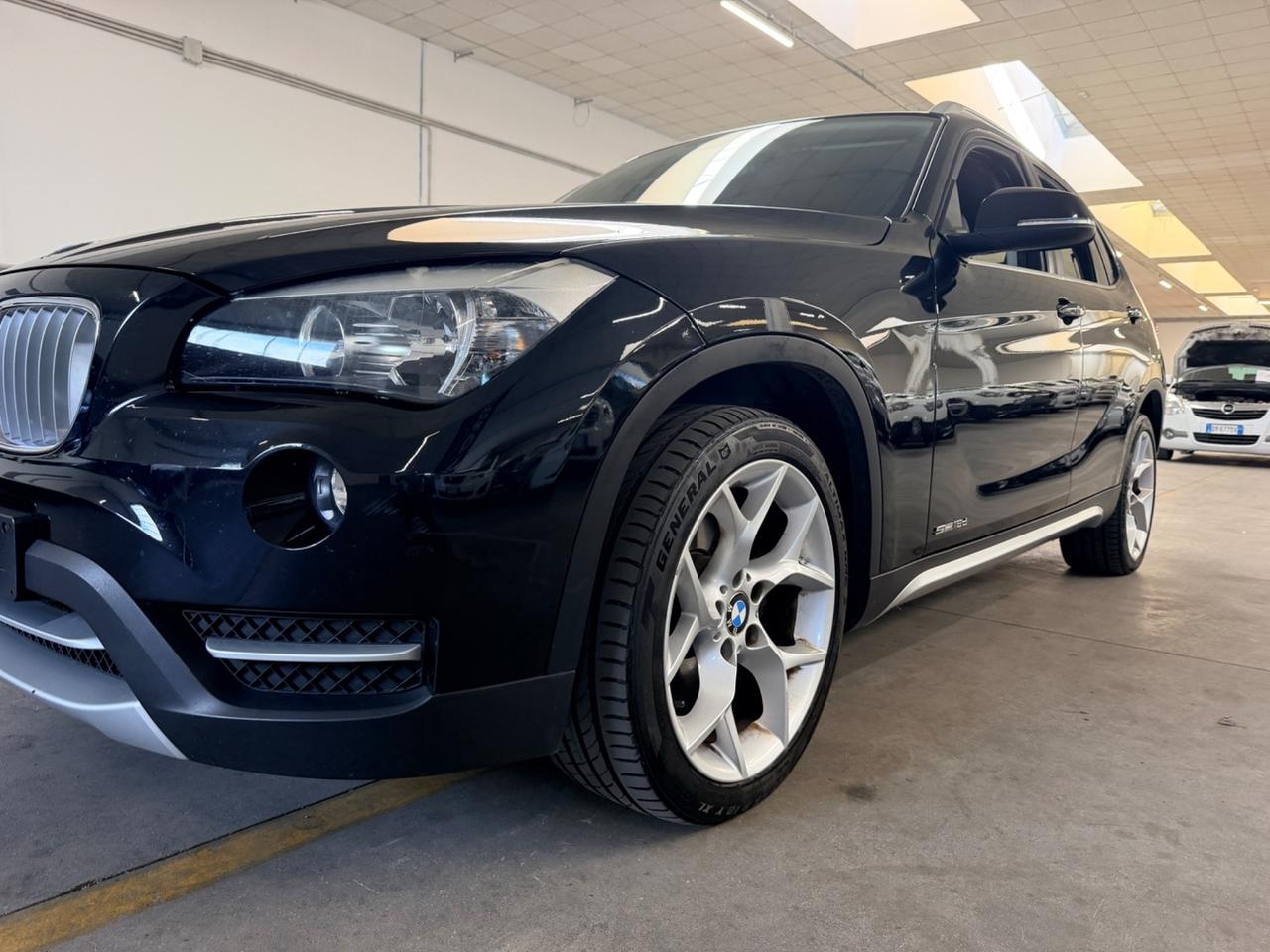 Bmw X1 sDrive18d X Line