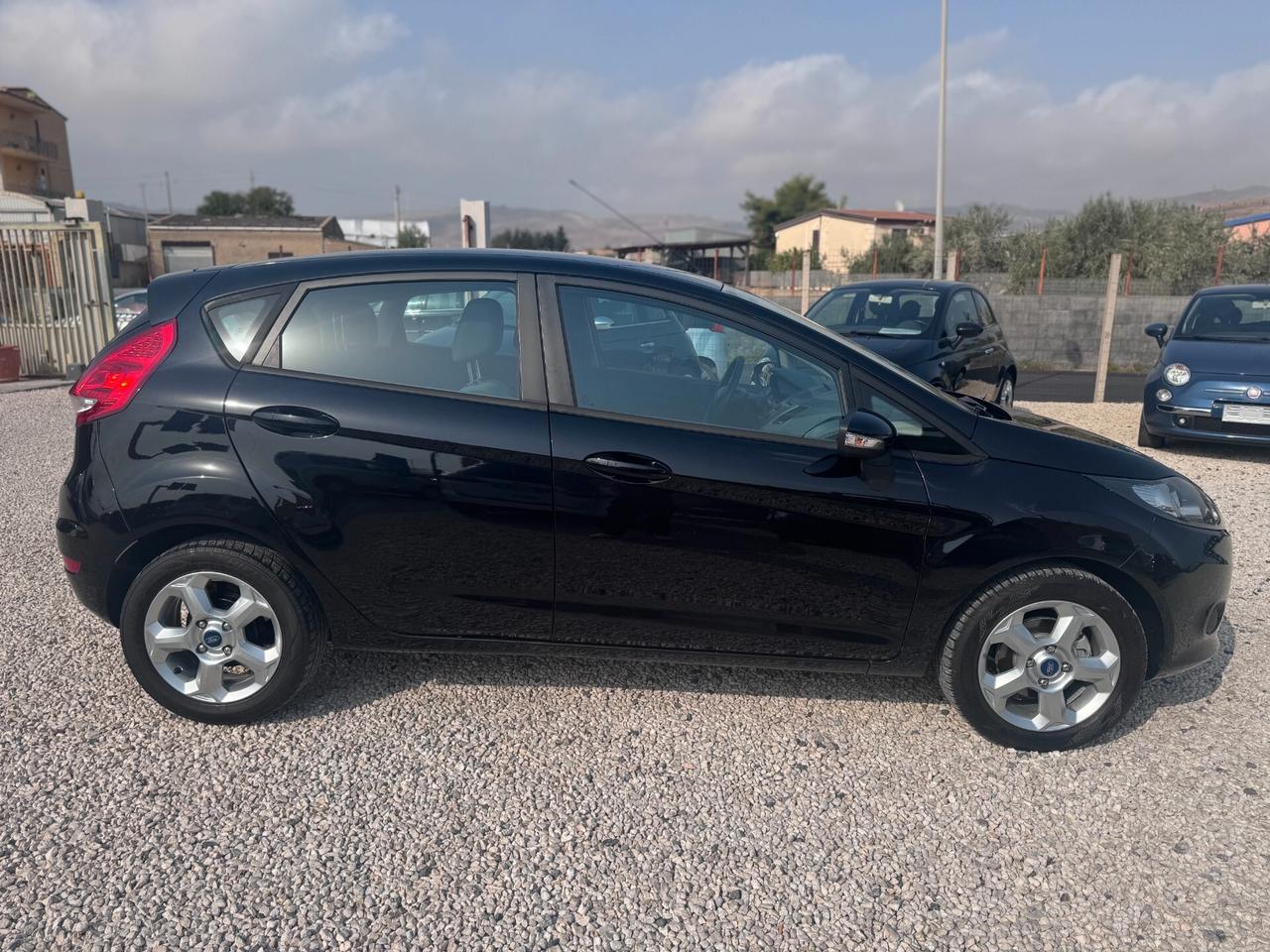 Ford Fiesta 1.4 TDCi 5p. Ghia