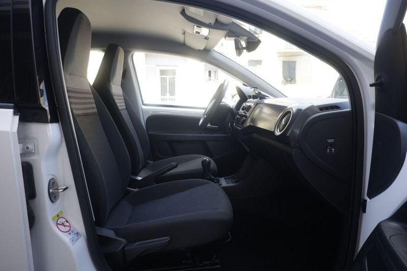 Volkswagen up! Volkswagen up! 1.0 50kW eco up! move up! BMT 50KW ANNO 2022