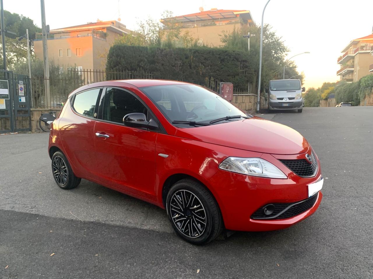 Lancia Ypsilon 1.0 FireFly 5P HIBRIDA 2021 KM37700