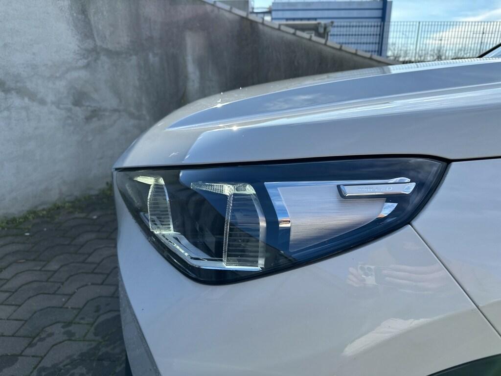 BMW X1 18 d X-Line Edition Signature sDrive DCT