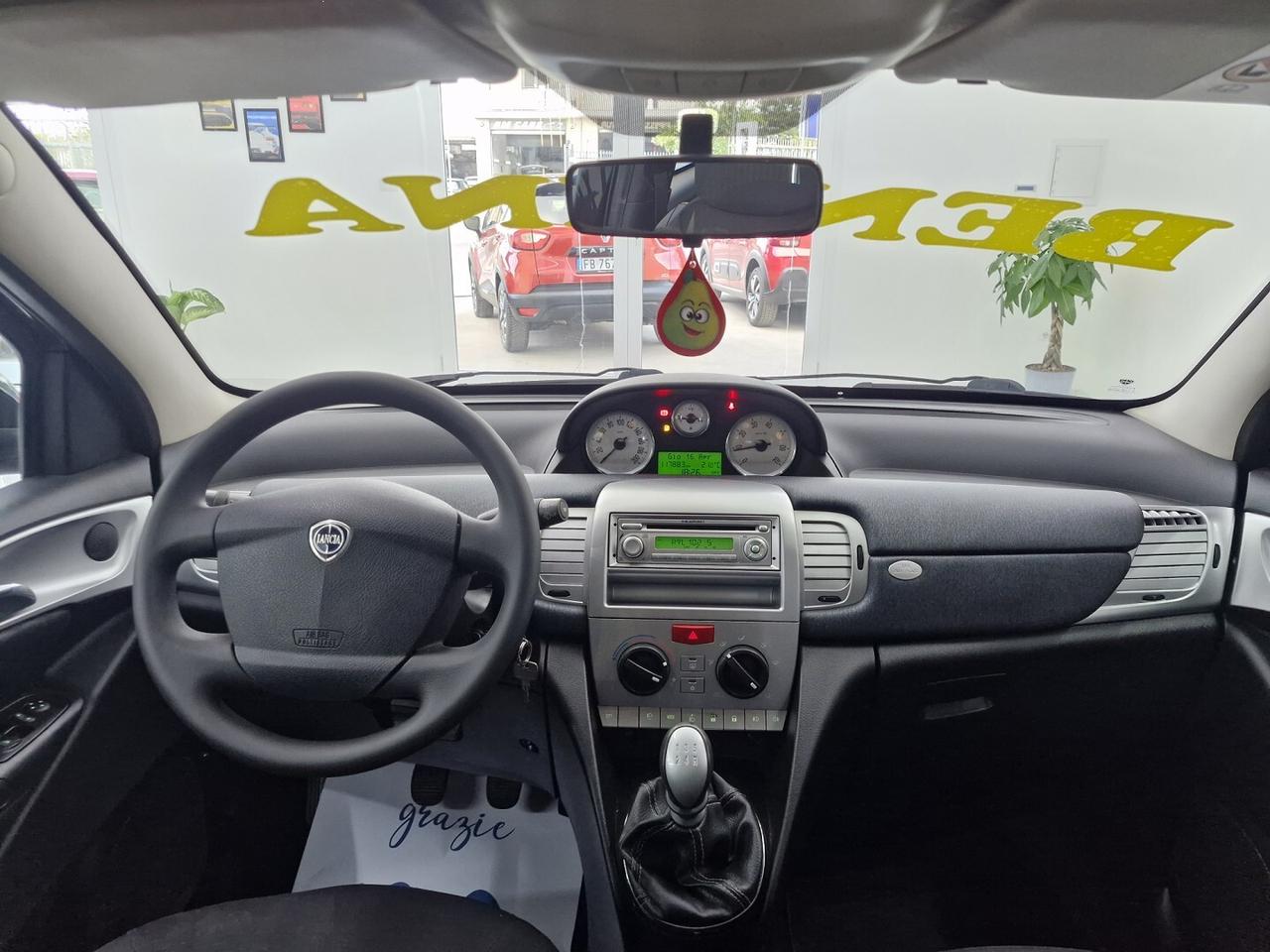 LANCIA YPSILON 1.2 BENZINA 69CV DIVA 100000KM 2011